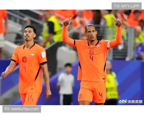 荷兰2-2日本全场回顾：双方各取1分开启F组竞争